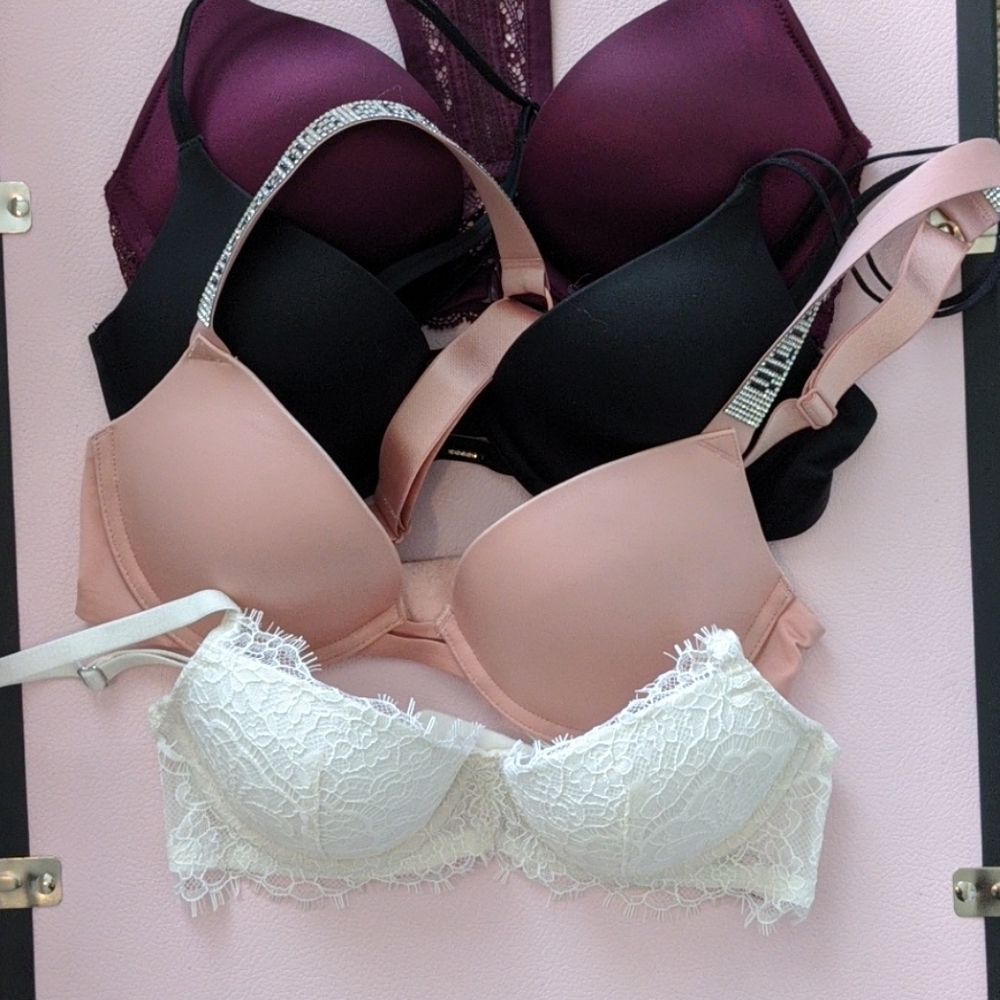 Bundle of 4 Victoria's Secret bras 30B